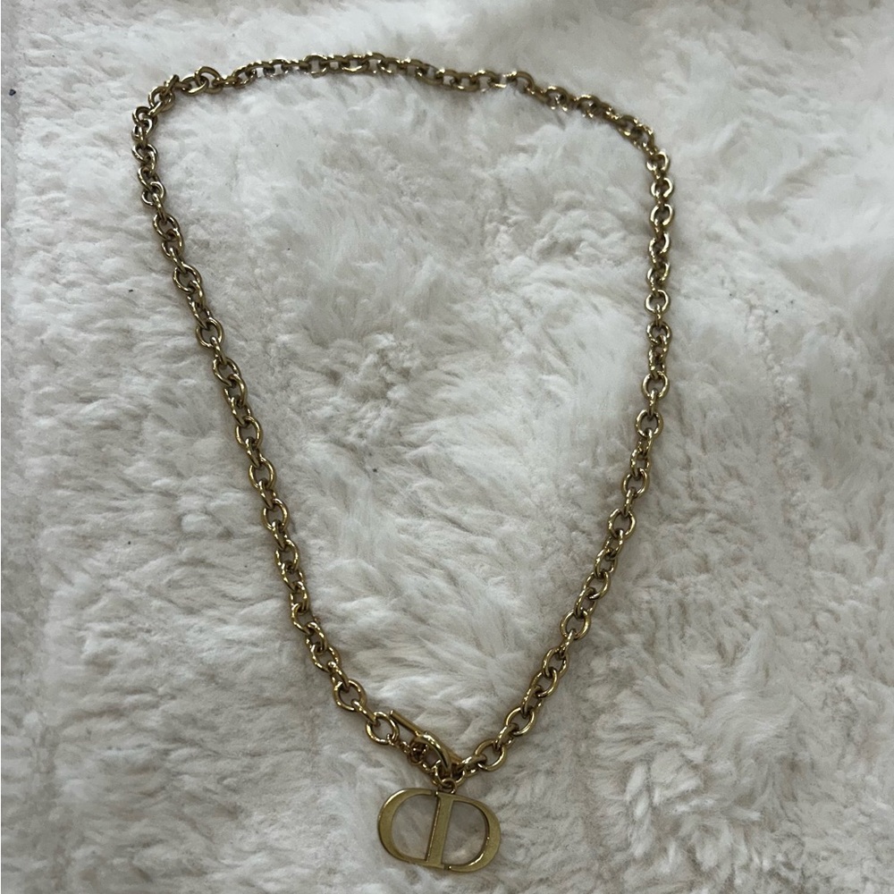Stylish Necklace for Women